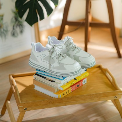 Milky Heightened Sneakers 奶白加高款