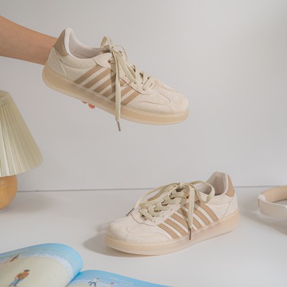 Striped Sneakers 卡其线条平底款