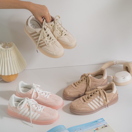 Striped Sneakers 卡其线条平底款