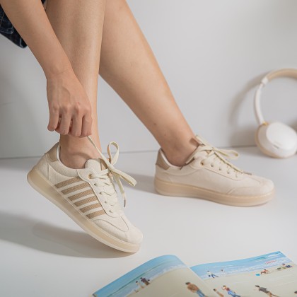 Striped Sneakers 卡其线条平底款
