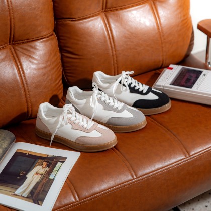 Color-Block Flats Sneakers 拼色平底款 Color-Block Flats Sneakers 拼色平底款