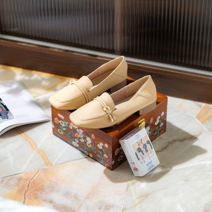 Milky Aesthetic Block Heels 奶呼呼上班款